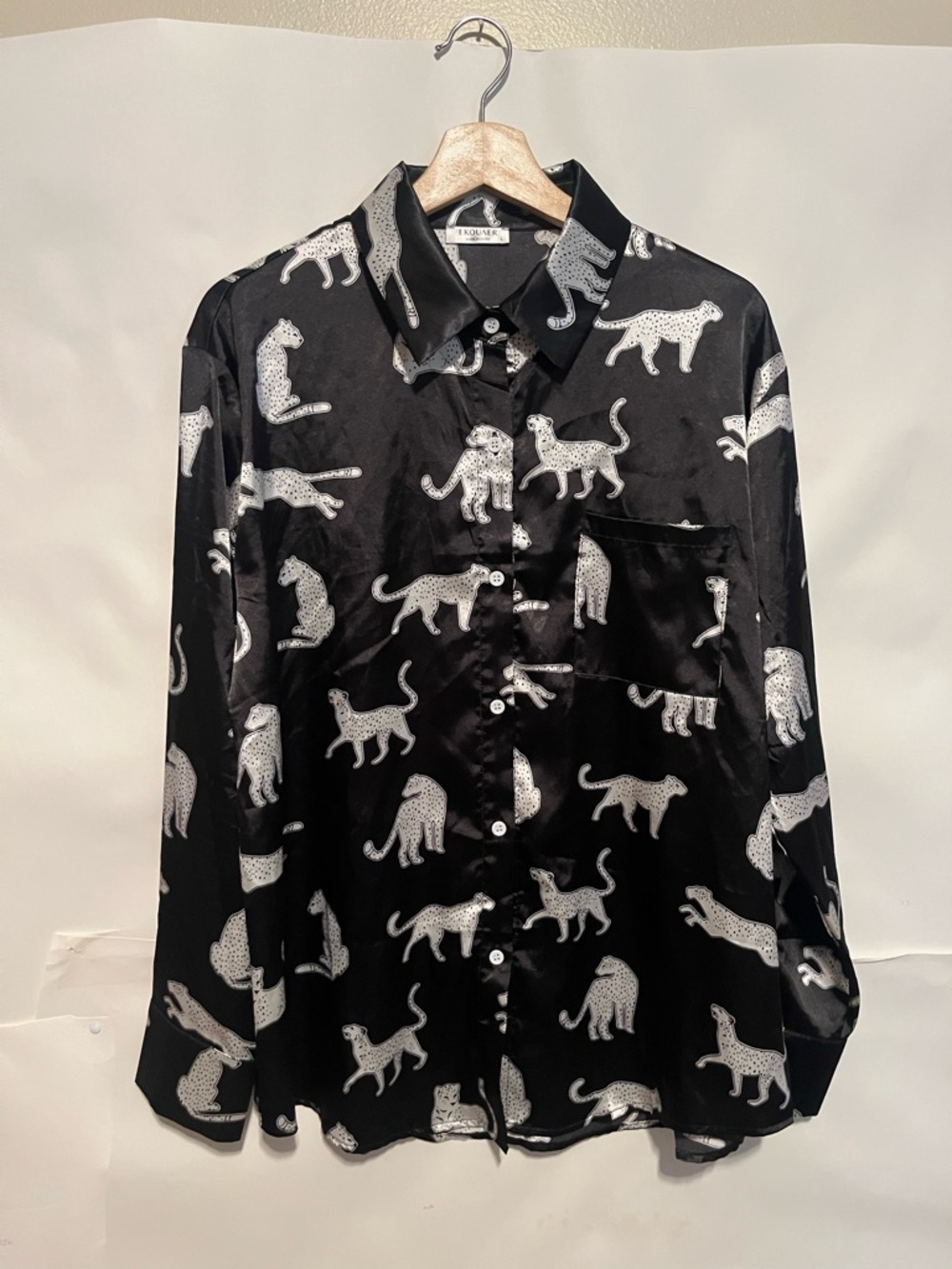 Ekouaer Women's L Black Cheetahs 2-Pc Pajama Set Button Front Collared - Picture 2 of 5
